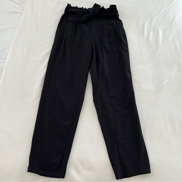 Athleta Skyline Paper bag Pants in Black, Size 4 NWOT - Picture 2 of 10